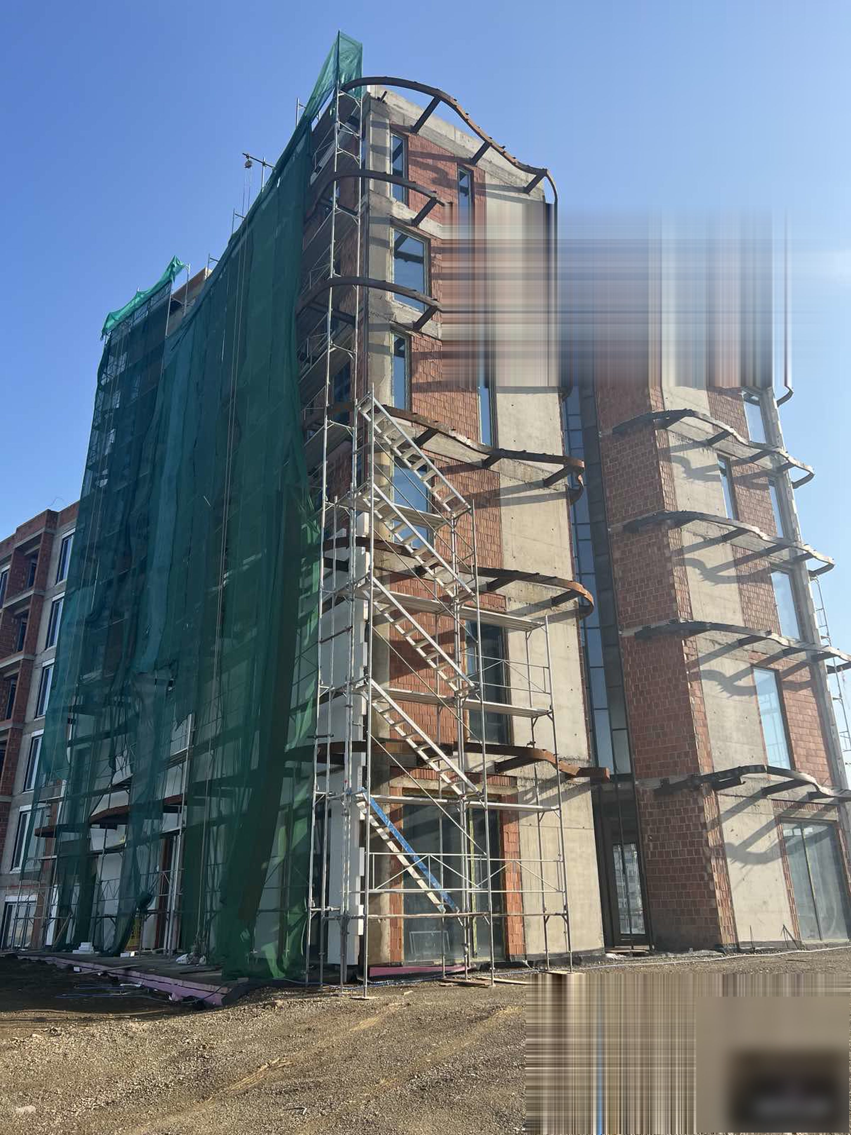 Objekt residencial në ndërtim