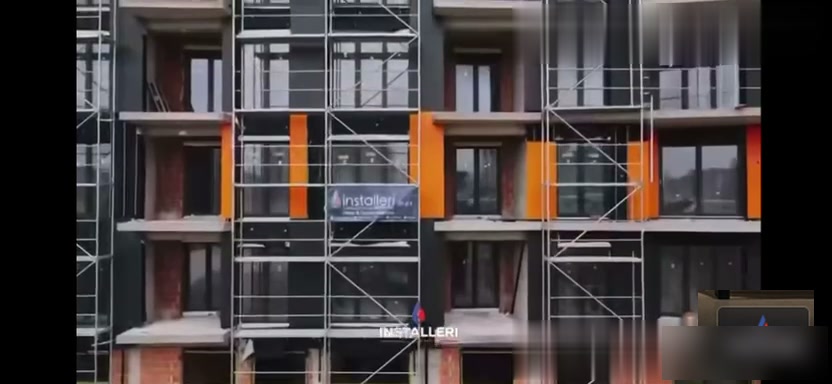 Baner Installeri në kantier